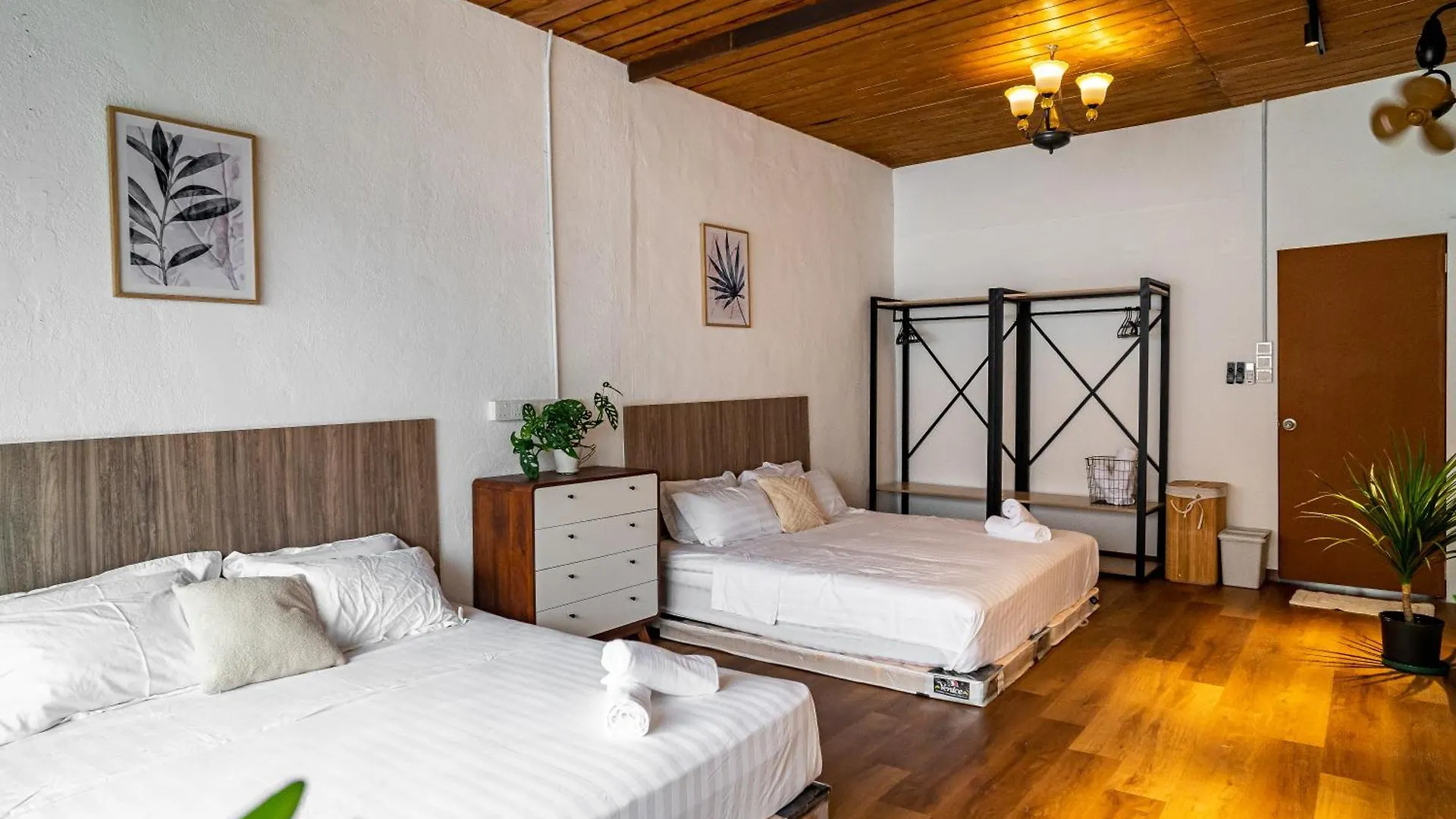 Caryn Vintage Guesthouse George Town Malezya